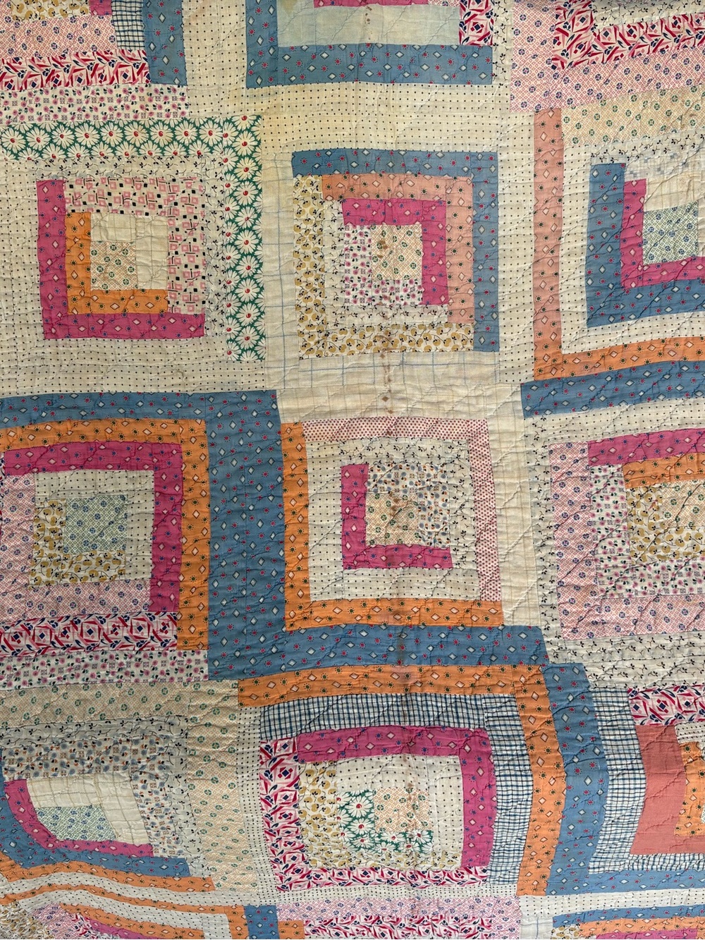 Vintage Handmade Patchwork Quilt with Dainty Flowers